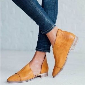 Free People Royale Flat